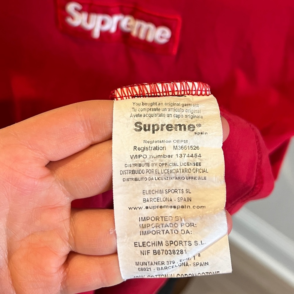 SOLD Supreme Box Logo Red Tee t shirt - Picture 5 of 6